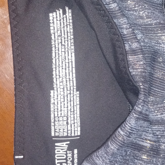 KNOCKOUT BY VICTORIA SECRET BLACK METALLIC LEGGINGS NWOT - Picture 2 of 11